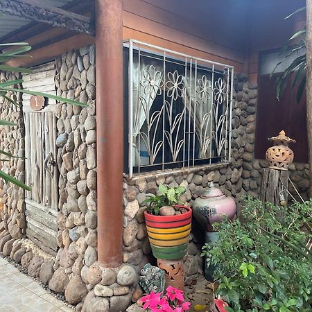 Three J Guesthouse Kamphaeng Phet Exterior foto