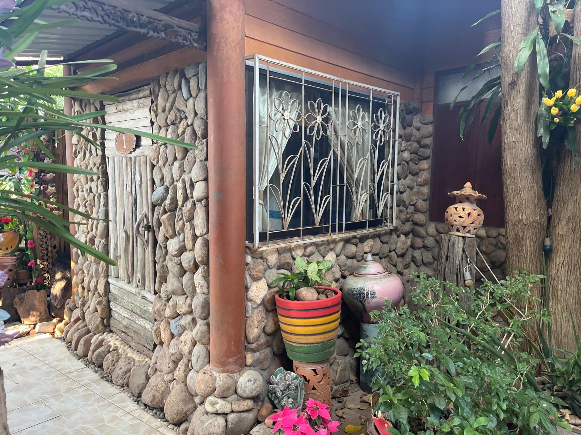 Three J Guesthouse Kamphaeng Phet Exterior foto