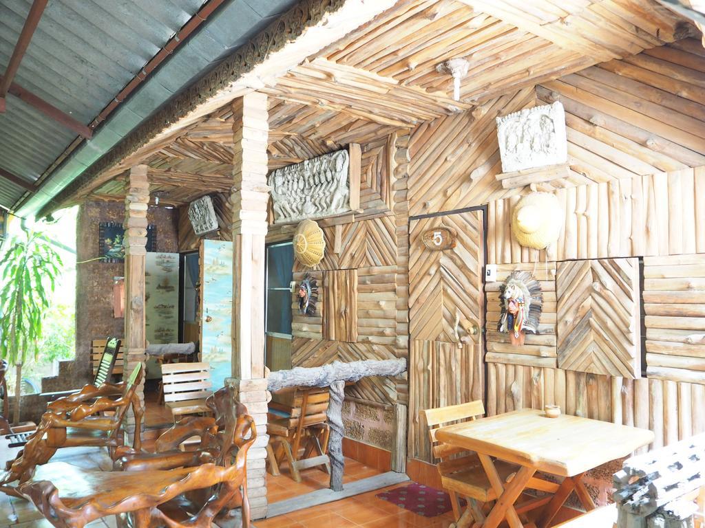 Three J Guesthouse Kamphaeng Phet Exterior foto