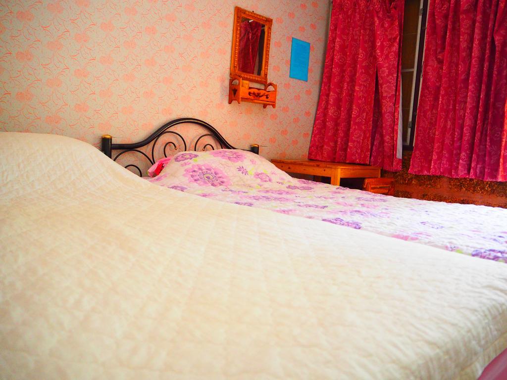 Three J Guesthouse Kamphaeng Phet Exterior foto